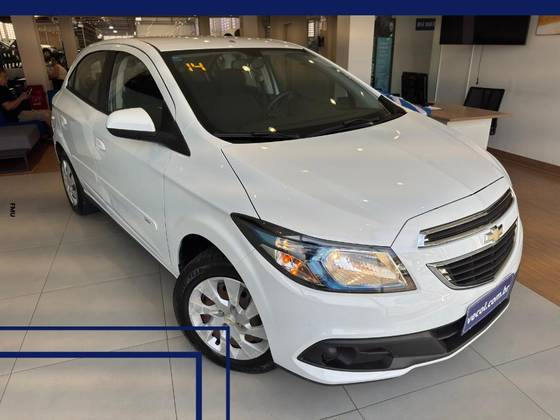 CHEVROLET ONIX 1.4 MPFI LT 8V FLEX 4P MANUAL
